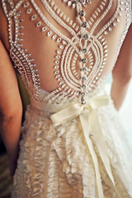 deco vintage wedding dress