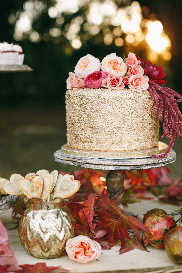 gold sequine fall wedding cake