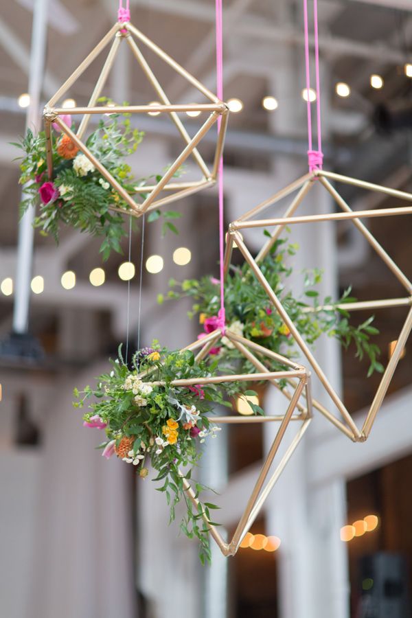 modern wedding decor-metal geometric hanging displays with flowers