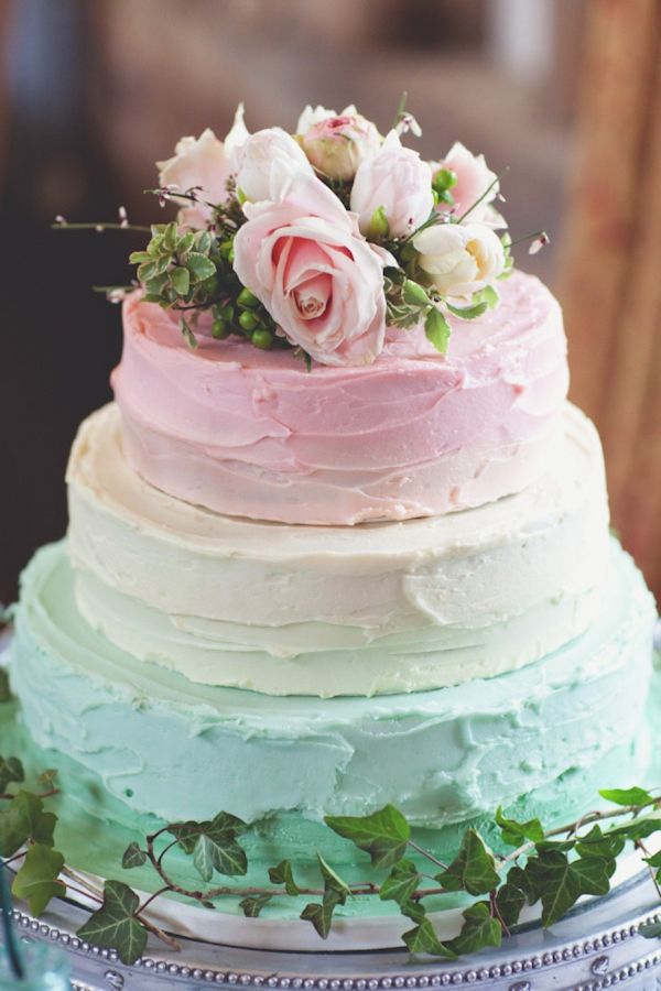 25 Buttercream Wedding Cakes Weâ€™d (Almost) Kill For (with Tutorial