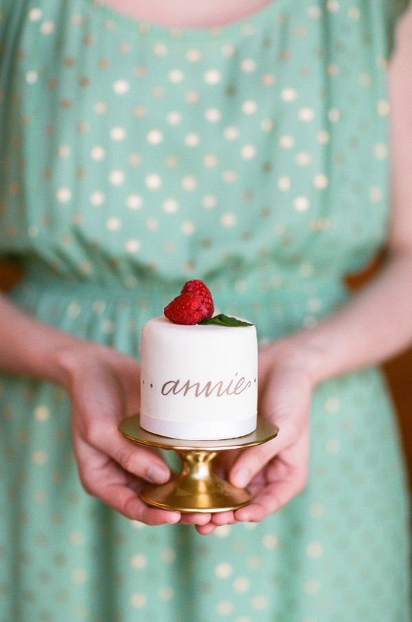 personalized mini wedding cake