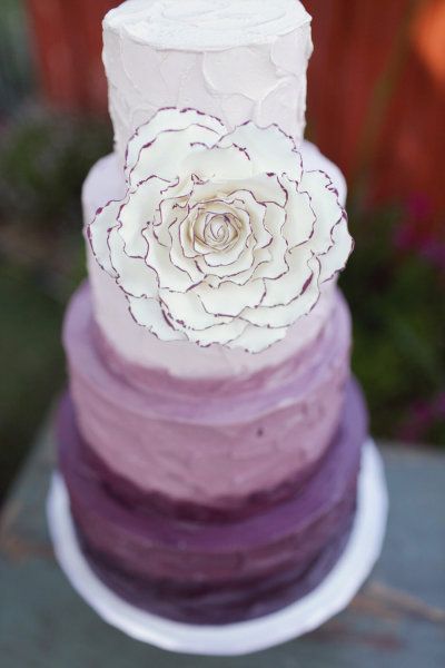 purple ombre wedding cake pictures
