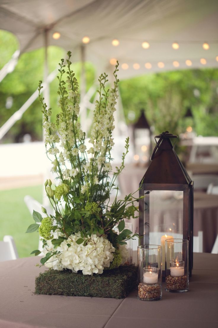 rustic wedding centerpiece with white flowers
