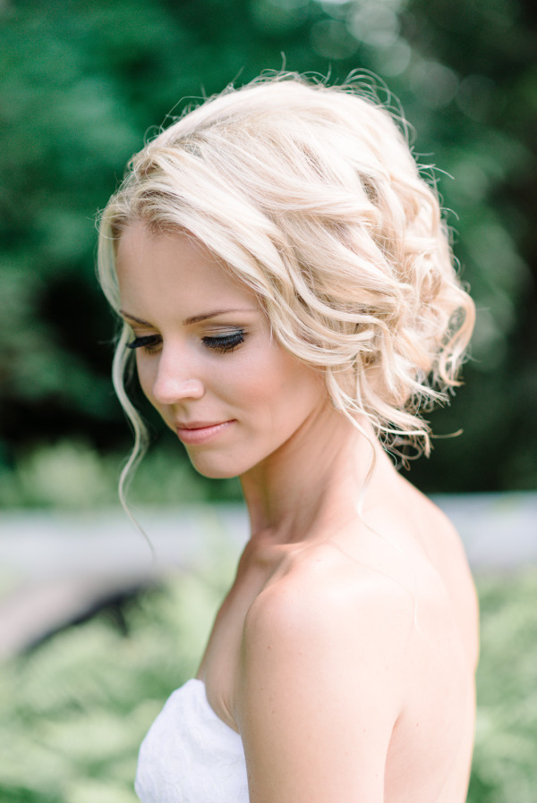 short hair updos for wedding