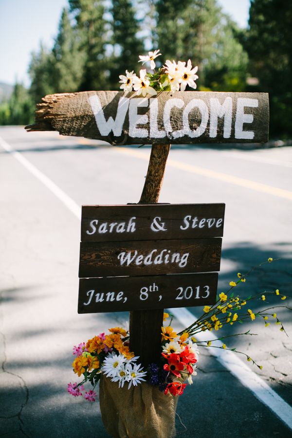 simple rustic wedding sign