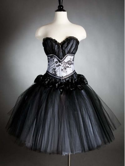 50+ Awesome and Unique Steampunk Wedding Ideas 2024 9 steampunk black and white gothic corset bridesmaid dress