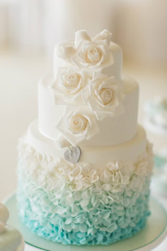 tiffany blue ombre wedding cake