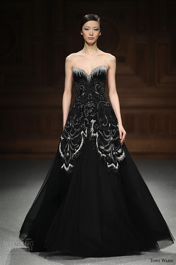 tony ward couture 2015 runway strapless sweetheart neckline black a-line wedding dress