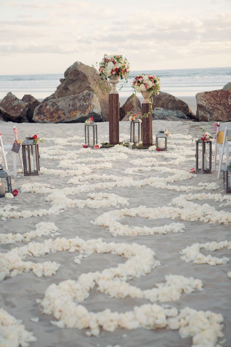 50 Beach Wedding Aisle Decor Ideas for 2024 20