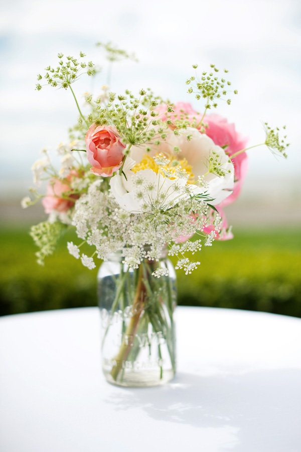 wildflowers queen annes lace flower in mason jar