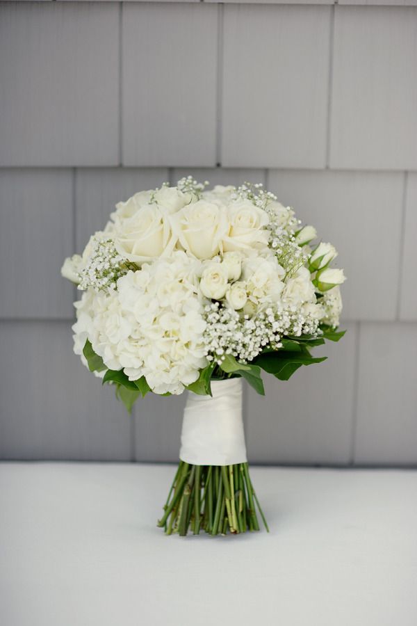 Baby’s Breath and White Hydrangea Roses Wedding Bouquet