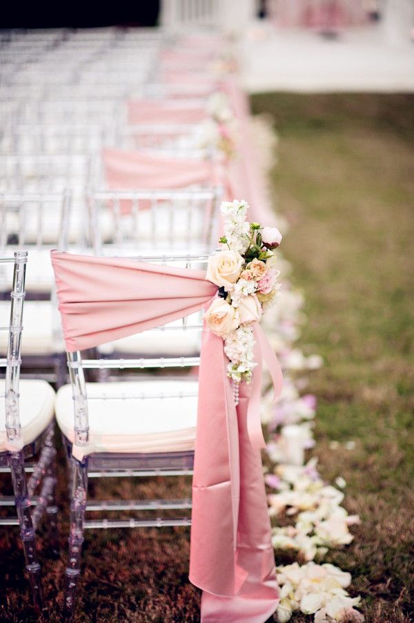 Blush Pink Wedding Aisle Ideas