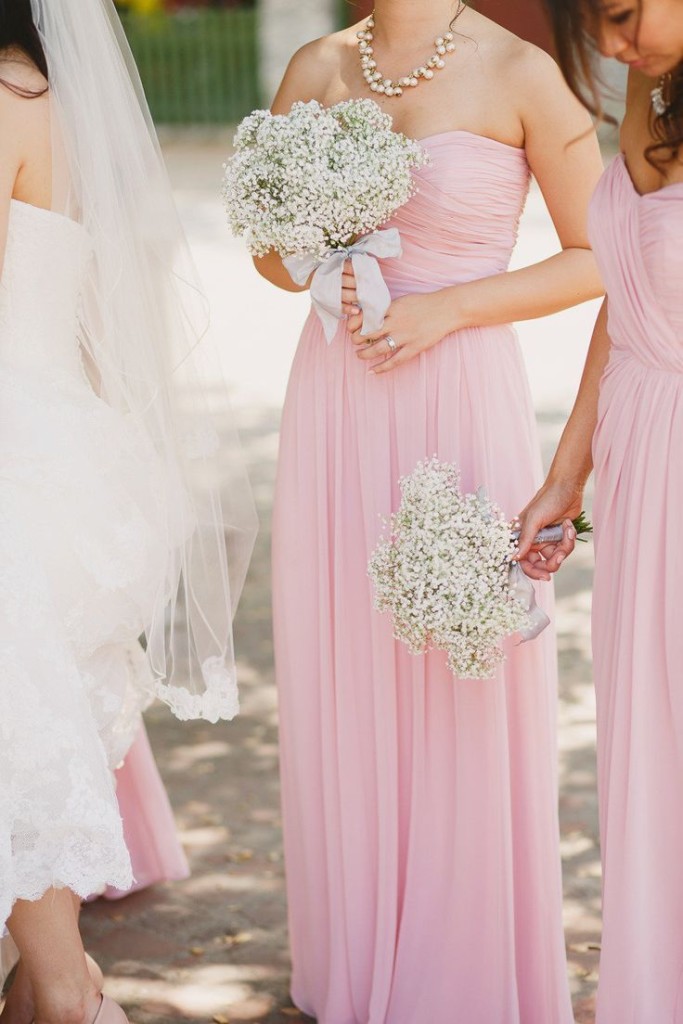 Bridesmaids in pink