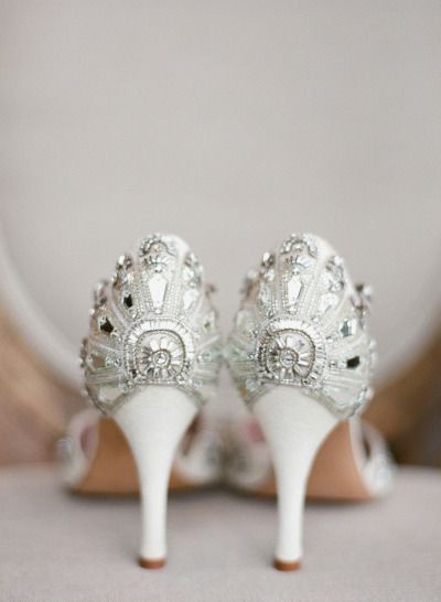 Serious glamou sliver wedding shoes for bride