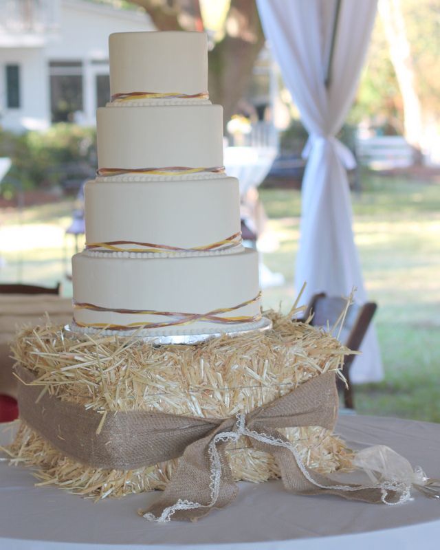 Simple country Wedding Cakes