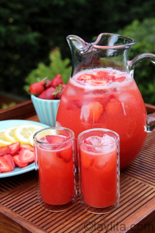 Strawberry lemonade drink