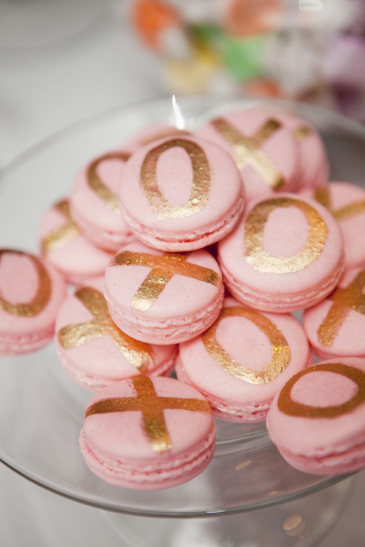 Wedding Desserts XOXO Macarons