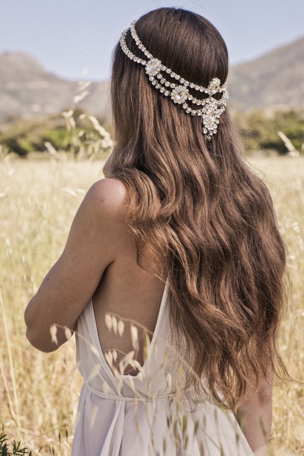 boho wedding ideas- jeweled hair adornments