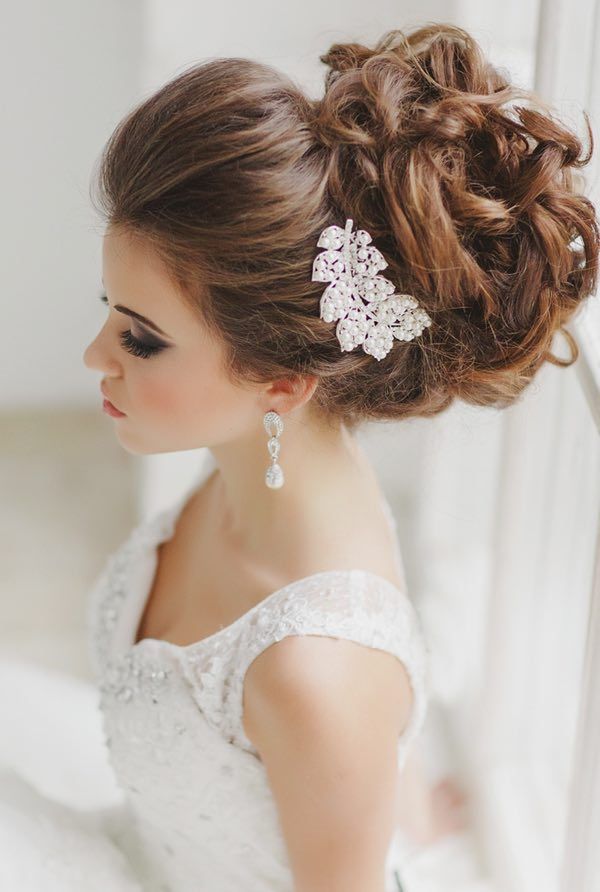 15 Braided Wedding Hairstyles that Will Inspire (with 