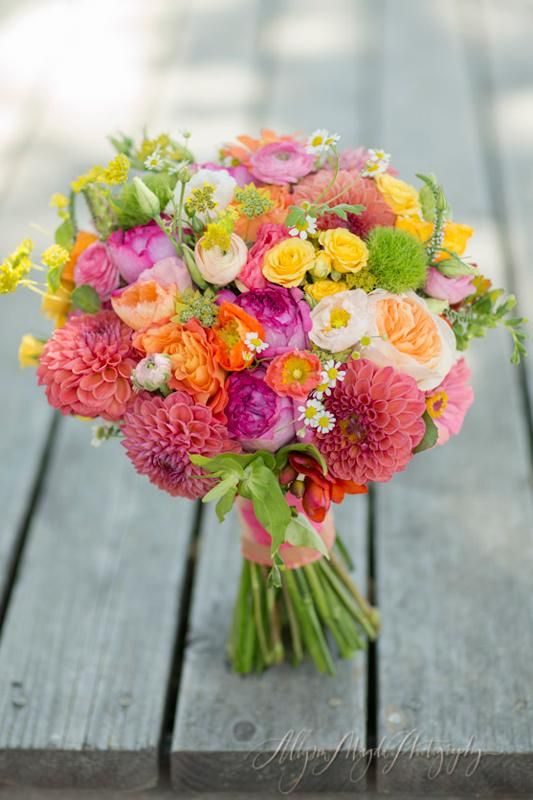 bright dahlias wedding bouquet