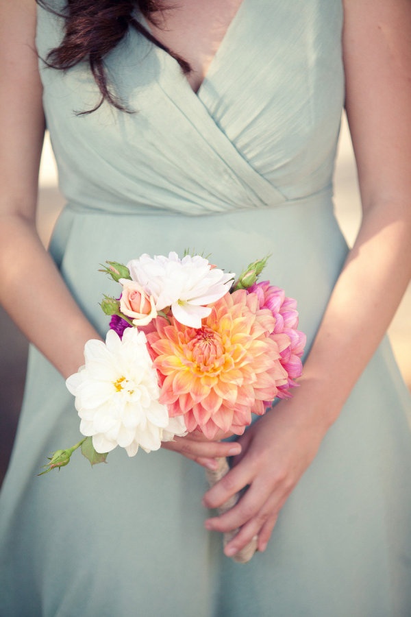 dahlias bridesmaid bouquet