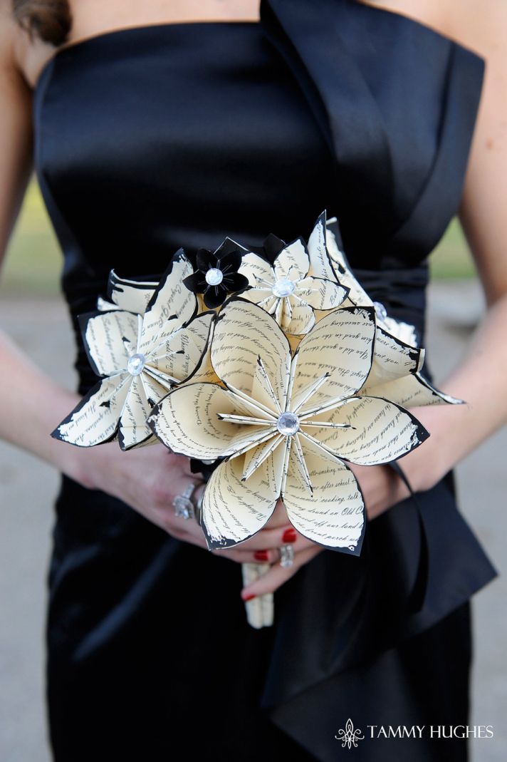 paper flower black and white bridesmaid bouquet