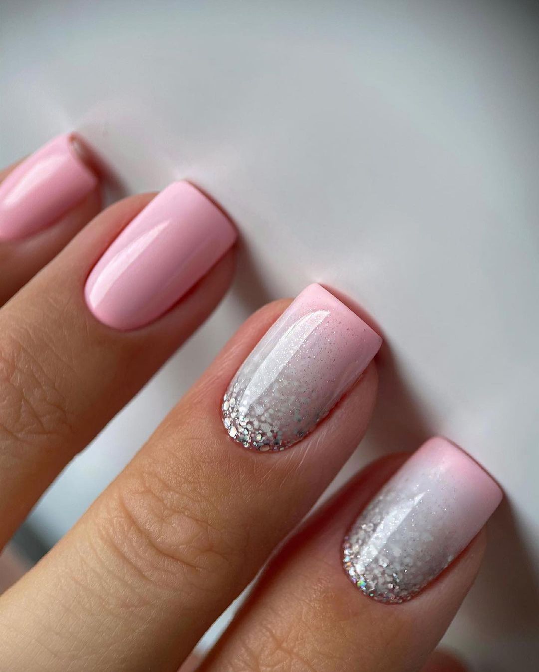 pink ombre wedding guest nail