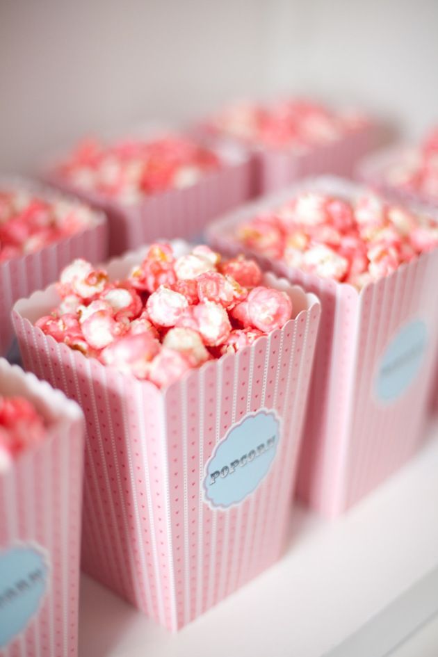 pink wedding favor ideas