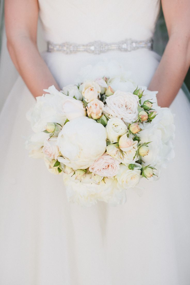 romantic white and blush wedding bouquet
