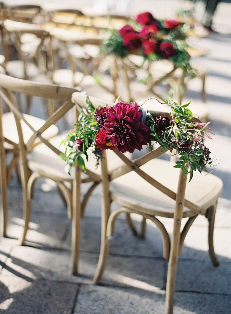 rustic wedding decor ideas-Fall wedding flowers Dahlia