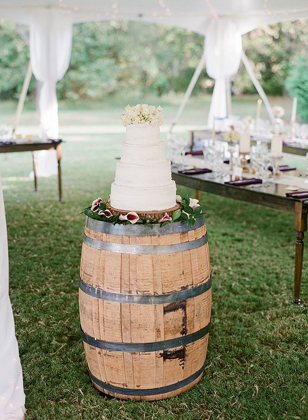 35 Creative Rustic Wedding Ideas To Use Wine Barrels Deer Pearl