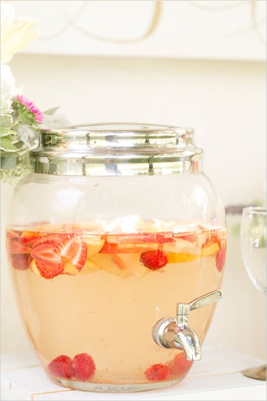 sangria recipe-strawberry wedding drink