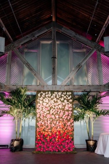 30 Totally Breath-taking Ways To Use Ombre Wedding Flowers 8 Amazing ombre flower wall