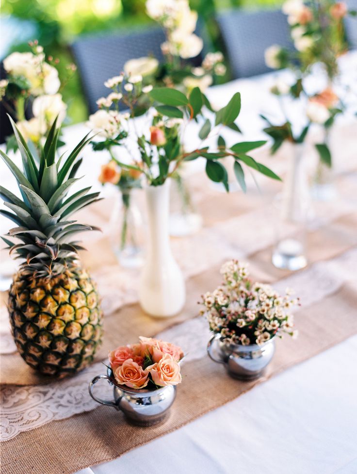 Hawaii wedding tablescape