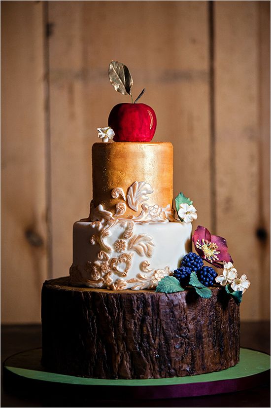 Into The Woods fall wedding cakes