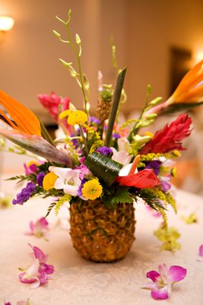 Pineapple Centerpiece Ideas Wedding