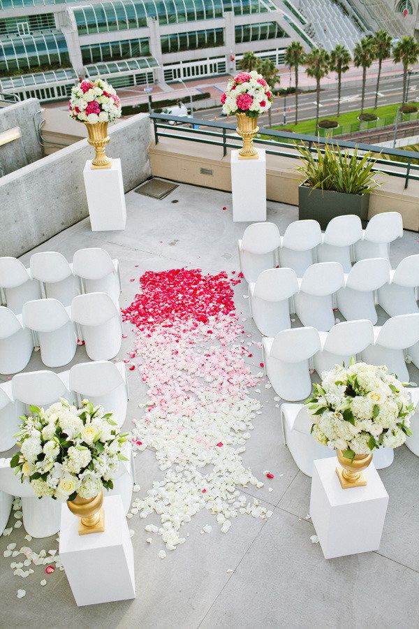 30 Totally Breath-taking Ways To Use Ombre Wedding Flowers 15 Rooftop Wedding Ceremony