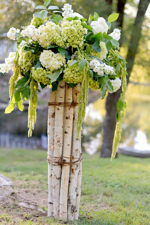 hydrangeas and birch wedding decor