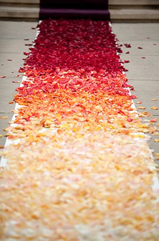 ombre petals wedding aisle runner ideas