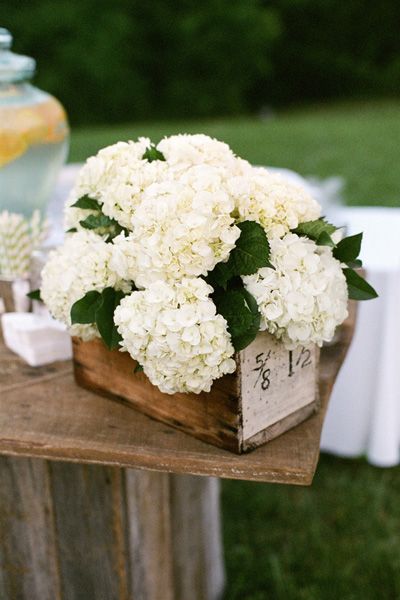 pretty hydrangea wooden wedding centerpiece
