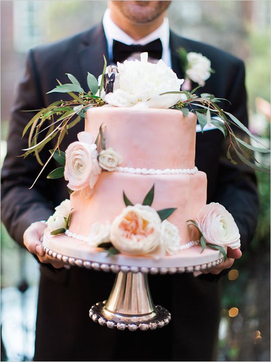 pretty pink wedding cake