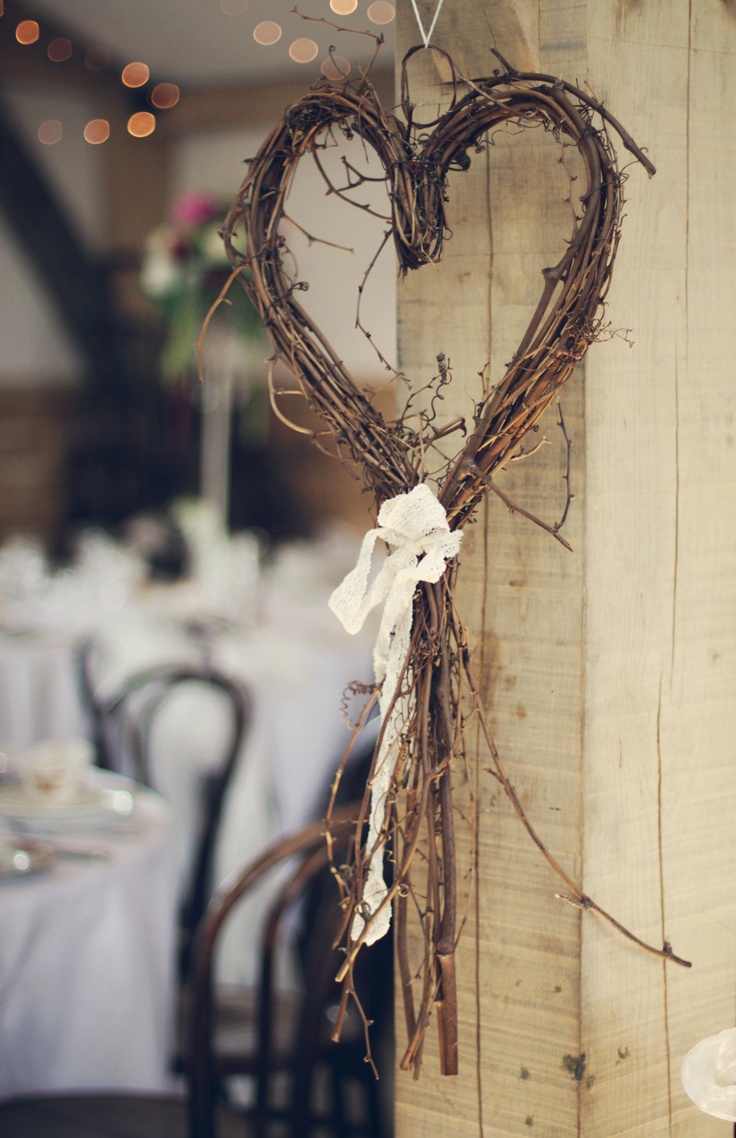 35 cm Home Decor/Wedding Rustic Whitewashed Willow Wrapped Heart 