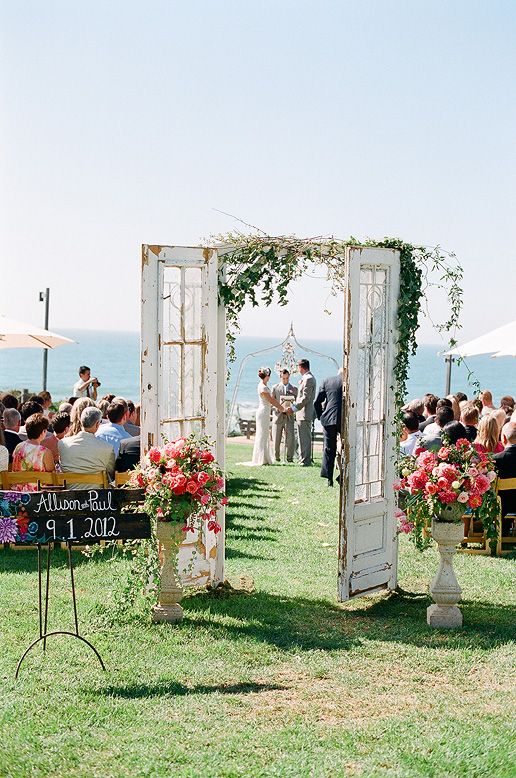 rustic old door and flowers wedding decor