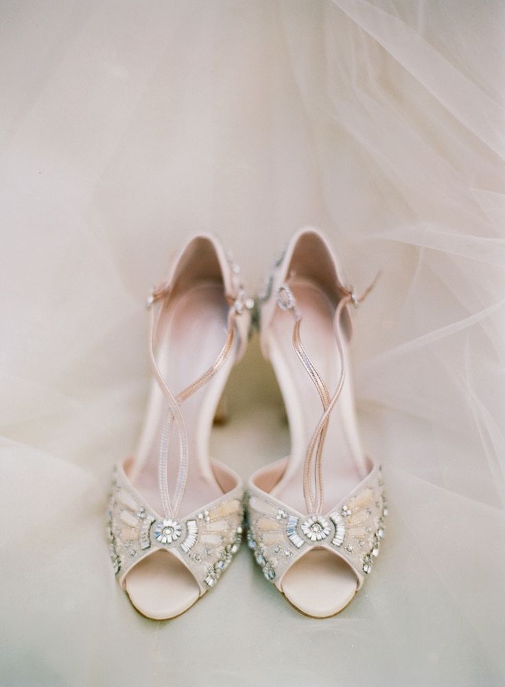 vinatge beaded bridal shoes