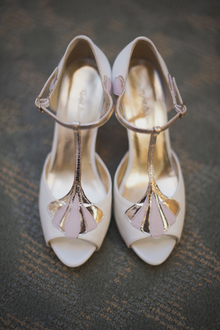 vintage wedding shoe ideas