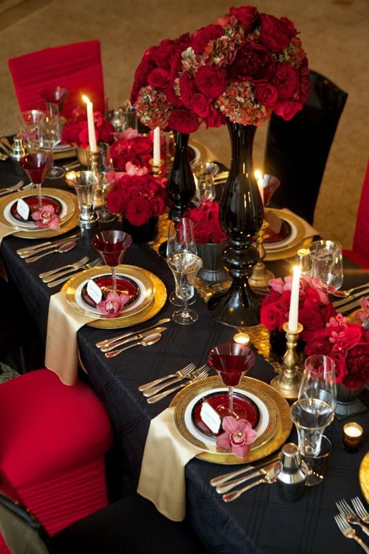 Black Red and Gold Wedding Table Decorations | Deer Pearl Flowers