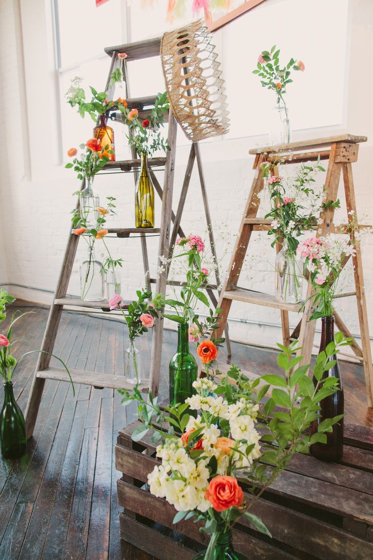40 Chic Ways to Use Ladder on Rustic / Country Weddings 31 DIY Anthropologie inspired wedding decor ideas