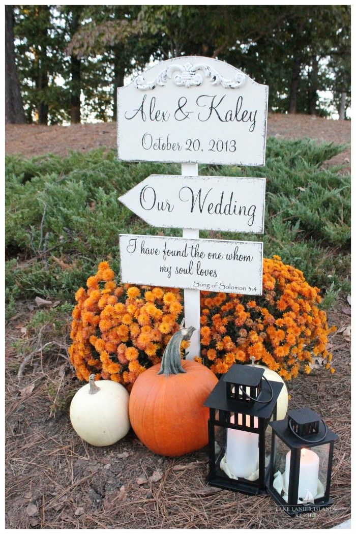fall wedding ideas with pumkins and wedding sign