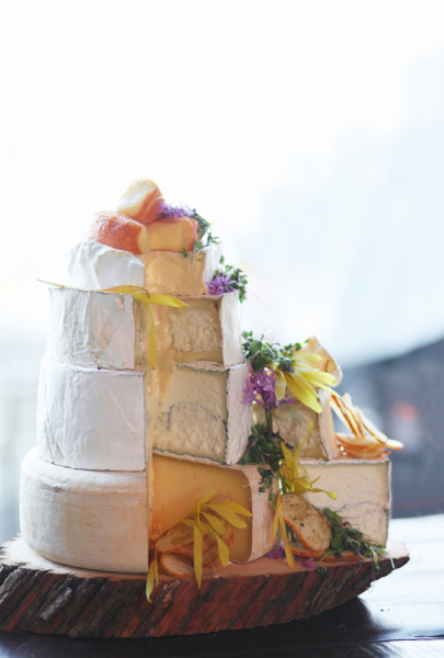 rustic white cheese wedding cake