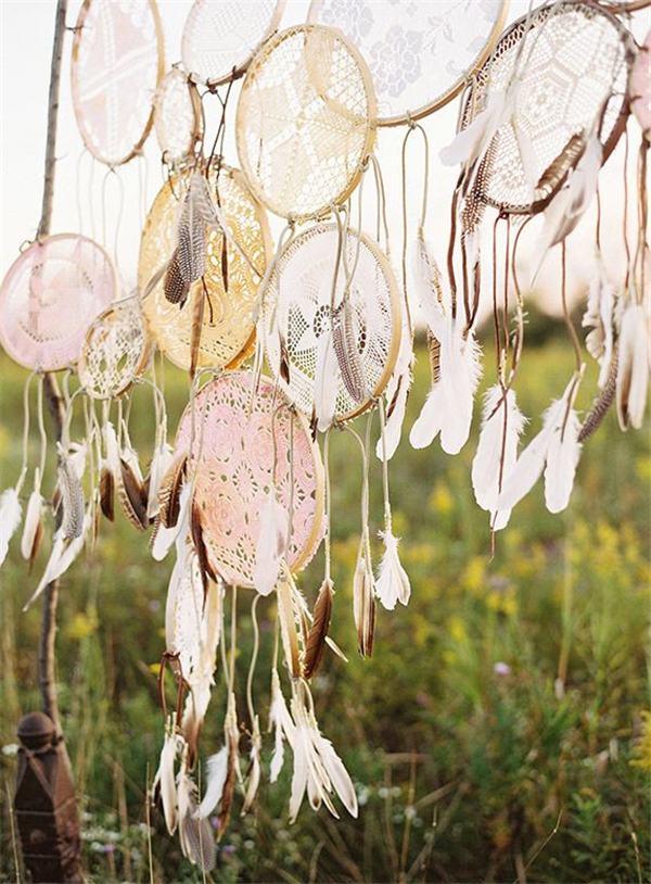 30 Dreamcatchers Boho Wedding Decor Ideas 14 Dreamcatcher wedding decoration ideas